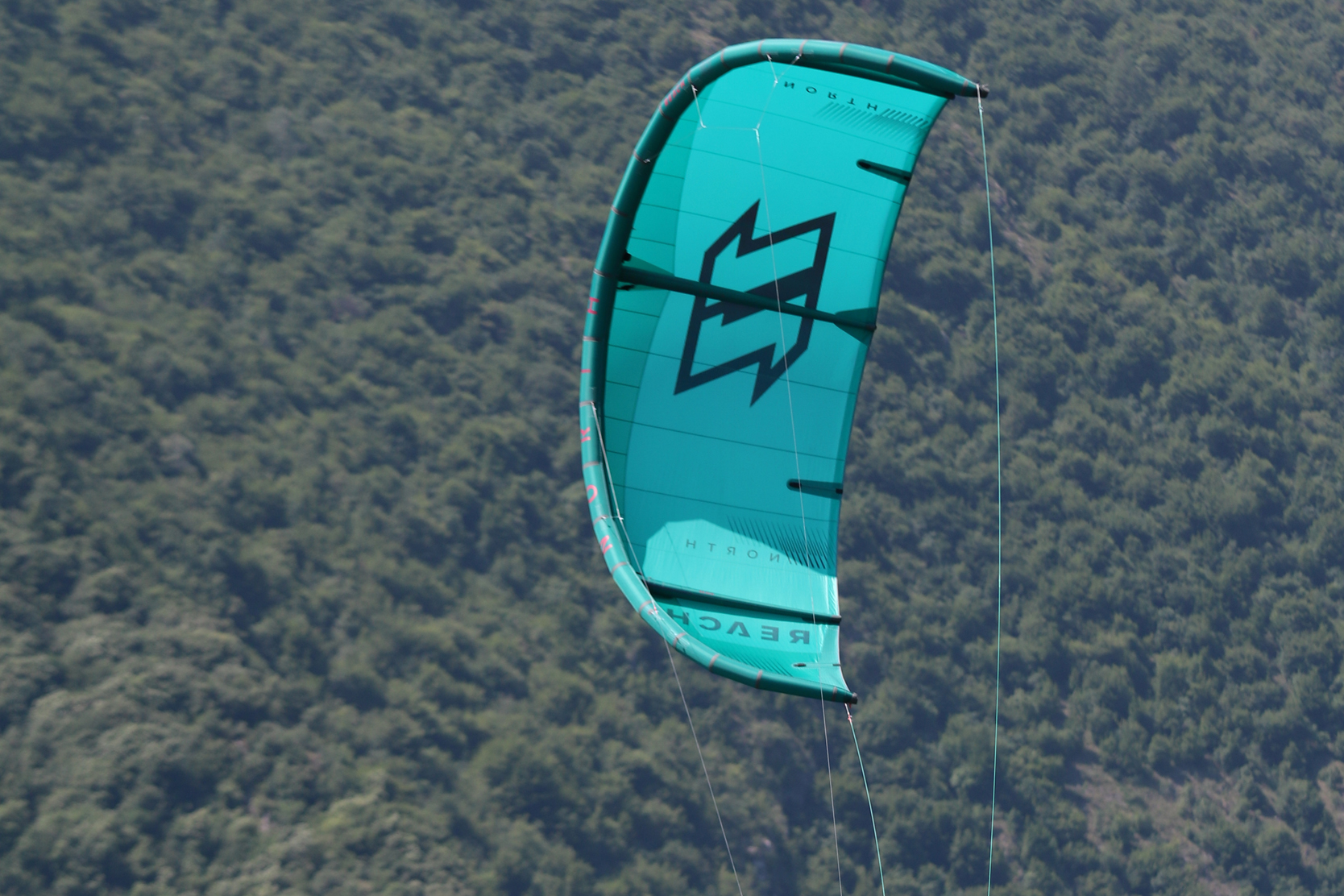 Private advanced lesson kitesurf wave surfboard Como Lake